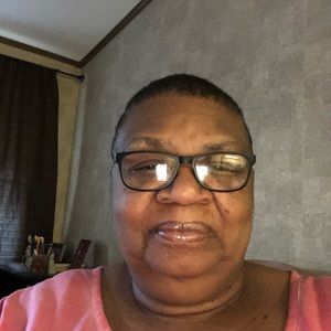 Meet your Posher, Lena